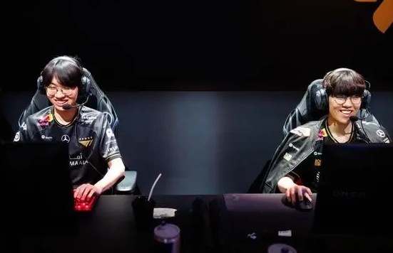 Oner：决赛第四局之前除上单外都在笑，对玄凖哥说会带他赢