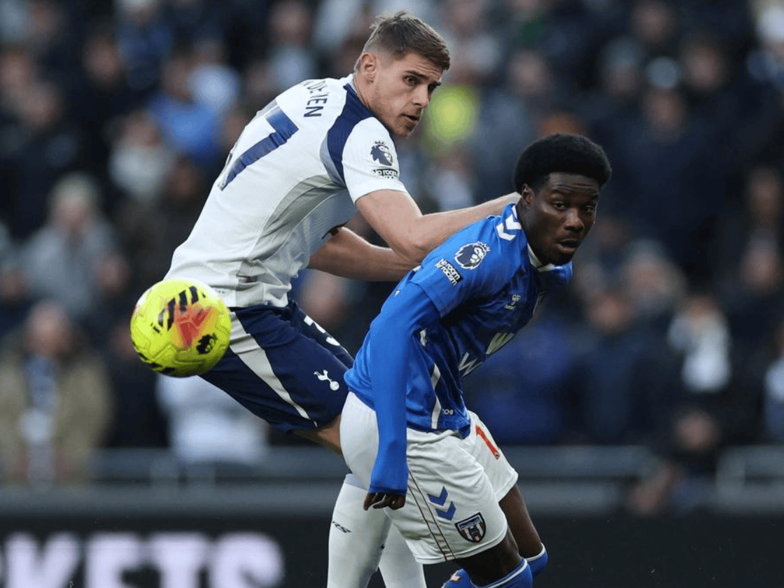 第80分钟绝平！英超劲旅主场翻车，9亿豪阵也没用，落后曼联4分